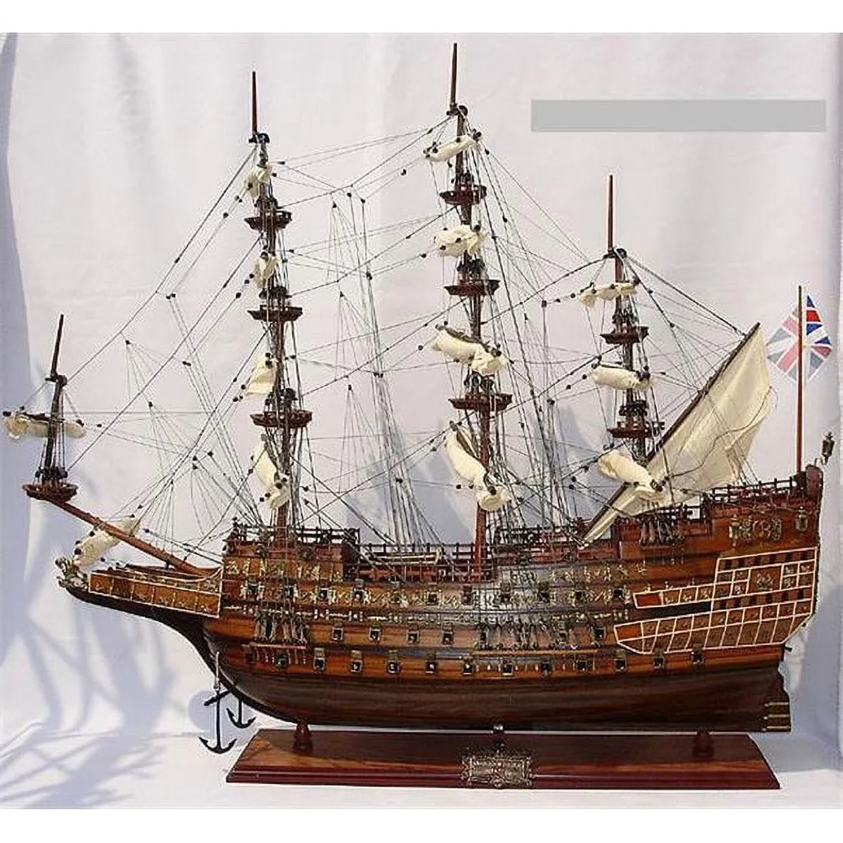 Sovereign of the Seas Mid Size EE Model vessel
