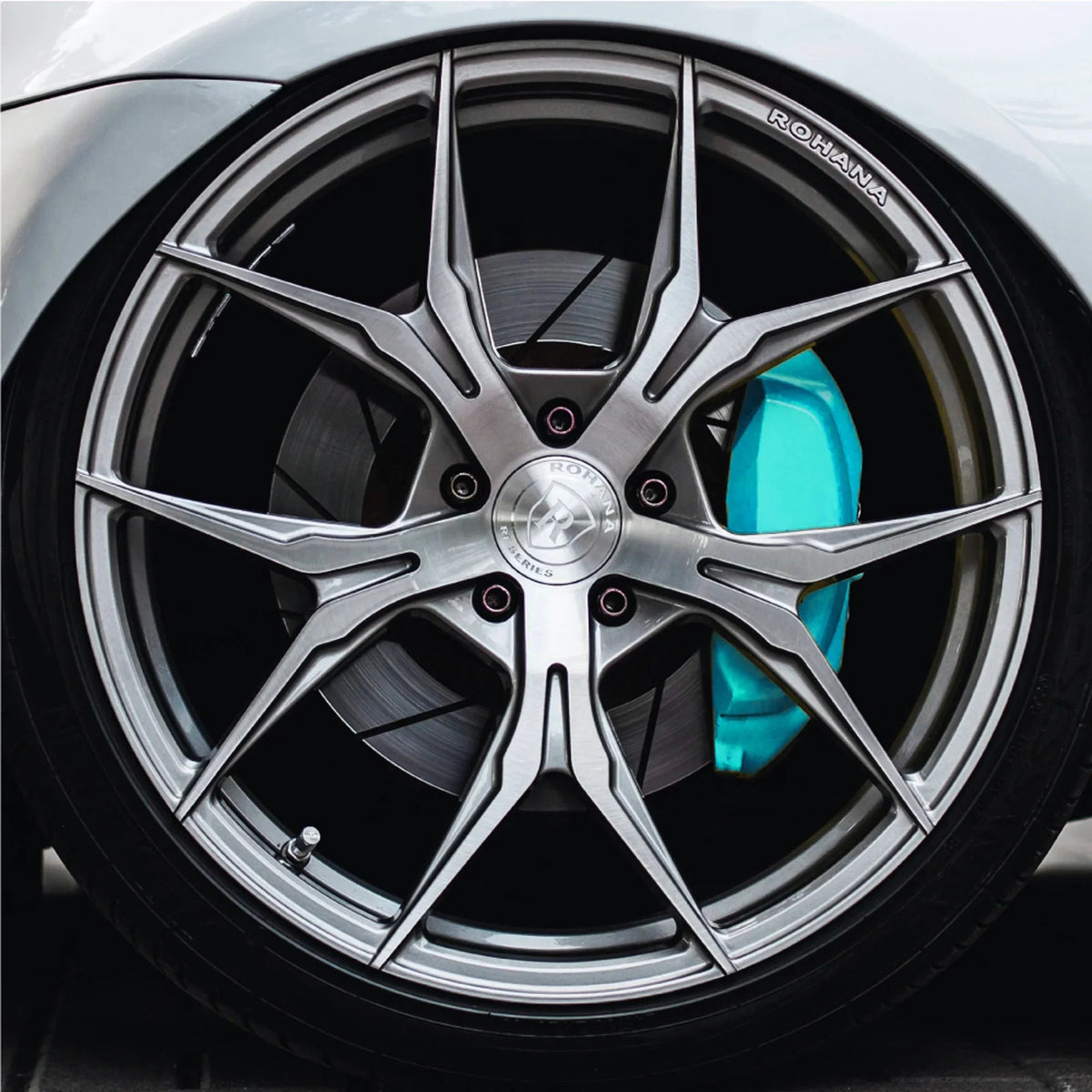 ERA Paints Teal Brake Caliper Paint Kit With Omni-Curing Catalyst - 2K Aerosol High Gloss Chemical immune and Extremely Durable Against Color Fade and Brake Fluid